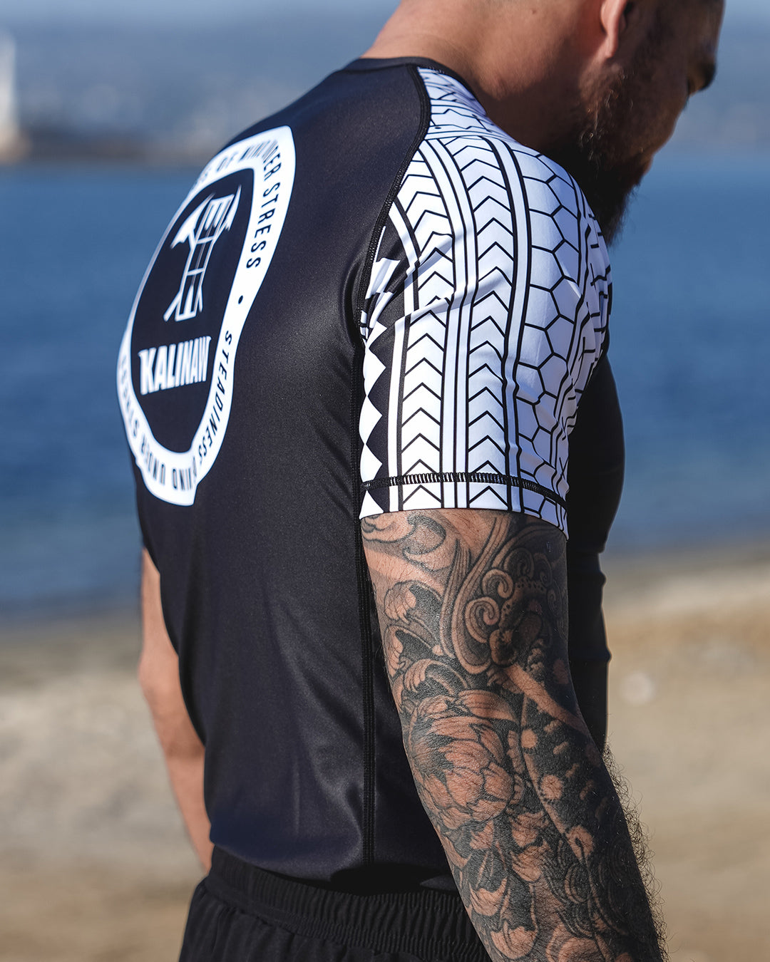 Katalo White Ranked SS Rashguard