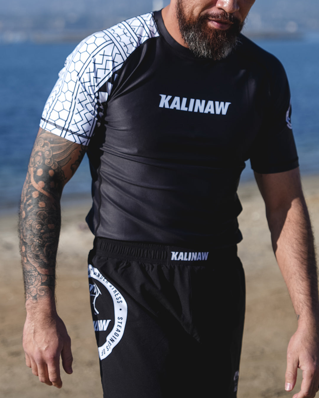 Katalo White Ranked SS Rashguard